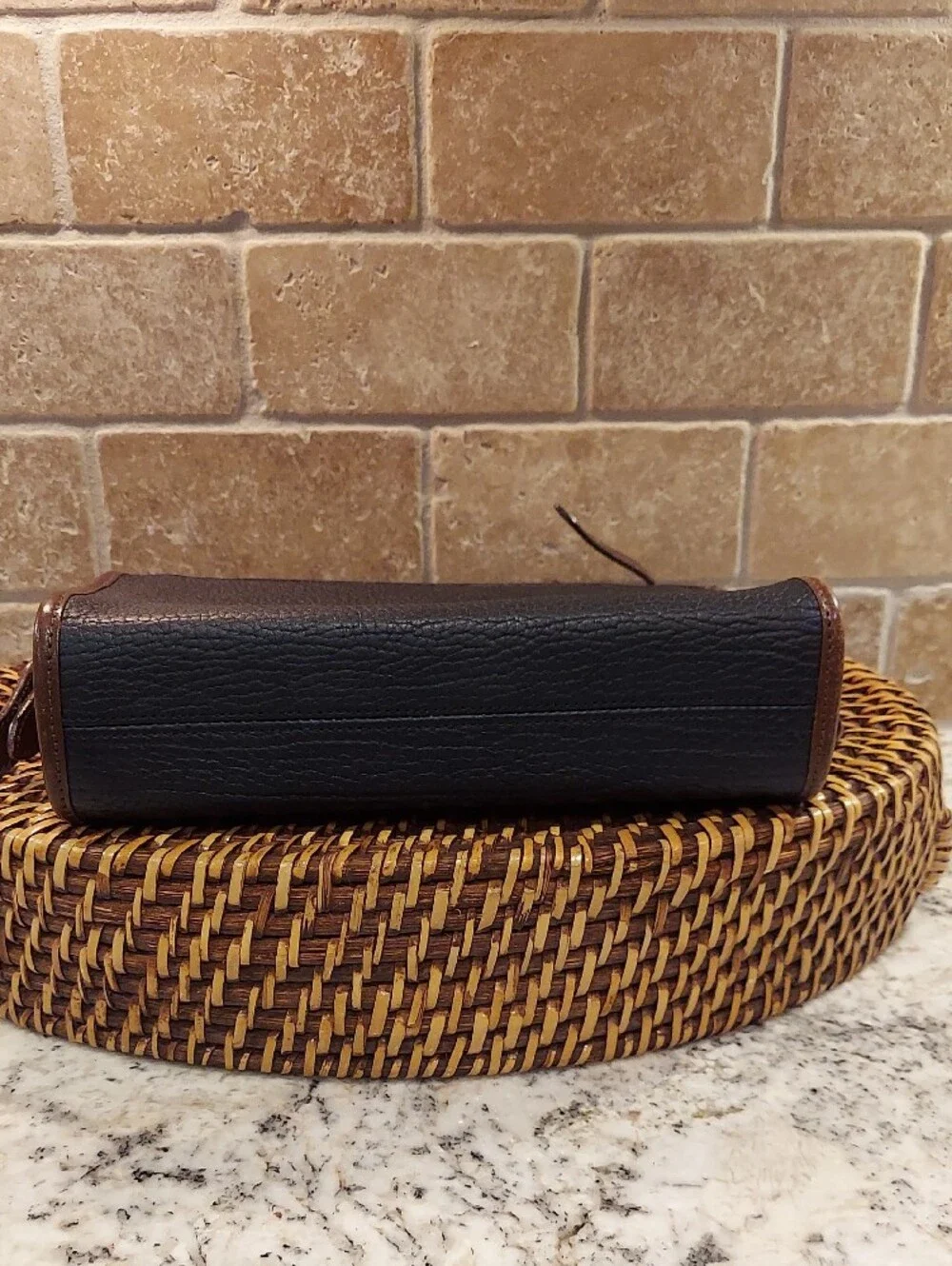 Dooney & Bourke Vintage zip top Crossbody Bag -  Black  Brown